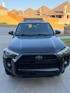 Black 2016 Toyota 4Runner Trail