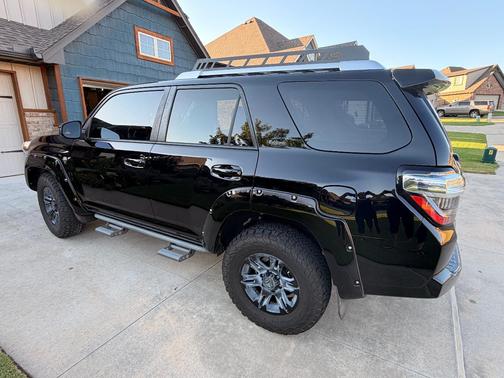 Black 2016 Toyota 4Runner Trail
