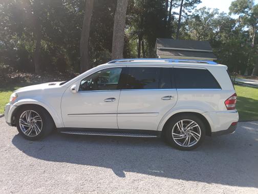 White 2008 Mercedes-Benz GL-Class GL 550 4MATIC