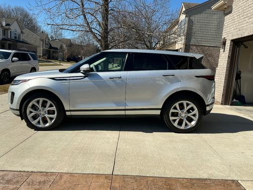 2020 Land Rover Range Rover Evoque SE