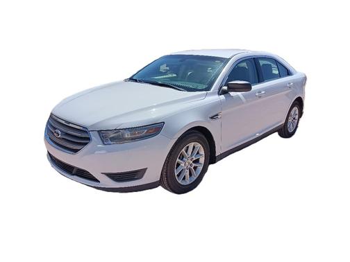 White 2013 Ford Taurus SE