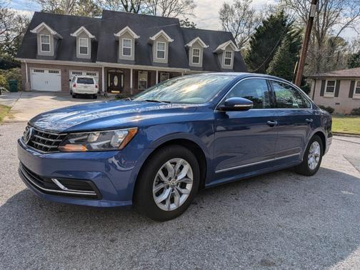 Blue 2016 Volkswagen Passat 1.8T S