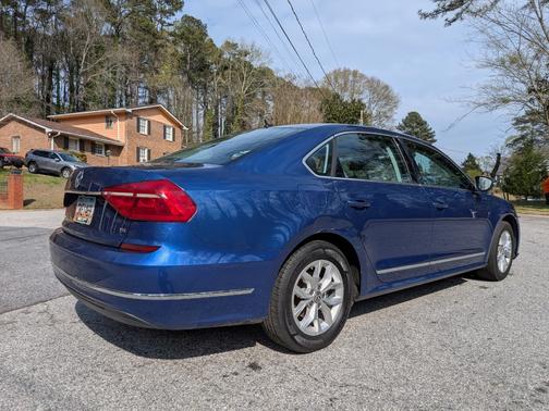 Blue 2016 Volkswagen Passat 1.8T S