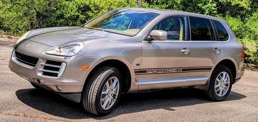 Gold 2008 Porsche Cayenne Cayenne S
