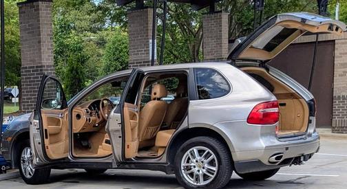 Gold 2008 Porsche Cayenne Cayenne S