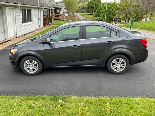 Gray 2013 Chevrolet Sonic LT