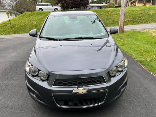 Gray 2013 Chevrolet Sonic LT