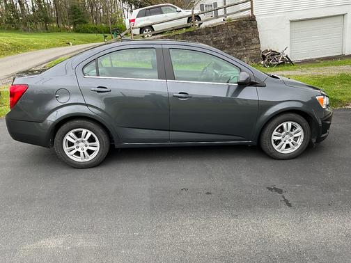 Gray 2013 Chevrolet Sonic LT
