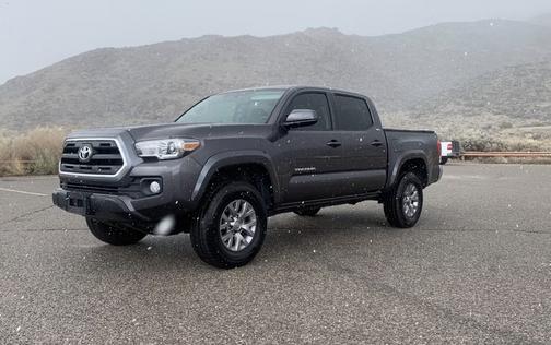 2017 Toyota Tacoma SR5
