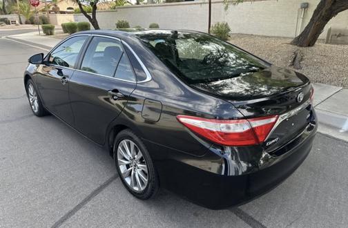 2016 Toyota Camry XLE