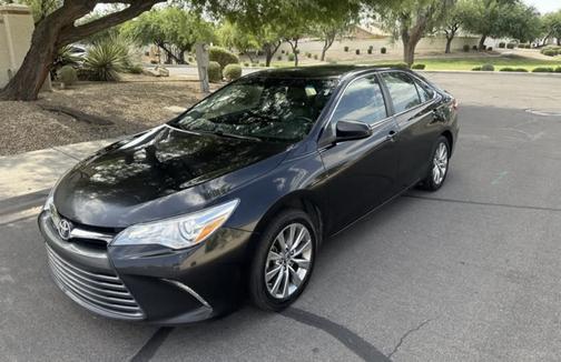 2016 Toyota Camry XLE