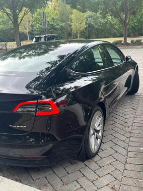 Black 2022 Tesla Model 3 Long Range