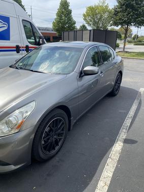 2010 INFINITI G37 x