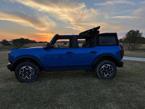 2022 Ford Bronco Base
