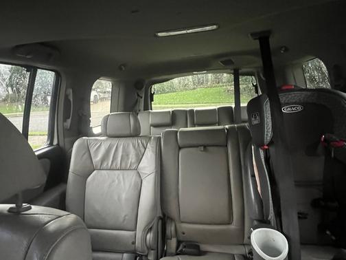White 2009 Honda Pilot Touring