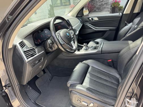Black 2020 BMW X7 xDrive40i