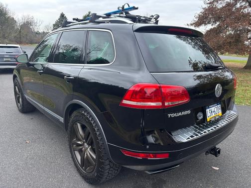 2012 Volkswagen Touareg VR6 Lux