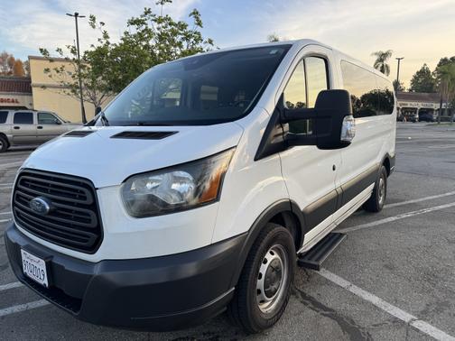 2017 Ford Transit-150 XL