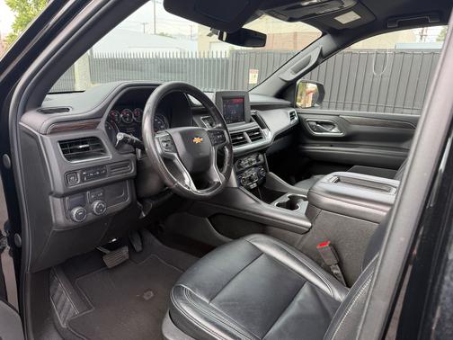 Black 2022 Chevrolet Suburban LS