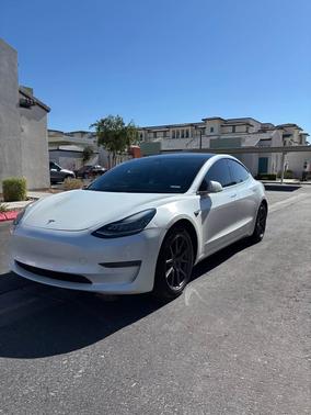 2020 Tesla Model 3 Standard Range Plus