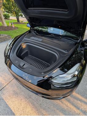 Black 2021 Tesla Model Y Long Range