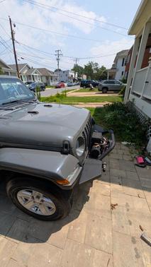 Gray 2021 Jeep Gladiator Sport S