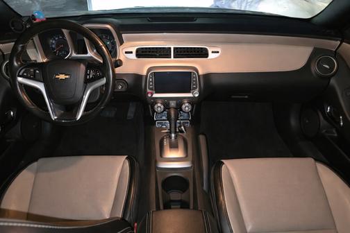 2015 Chevrolet Camaro 2LT