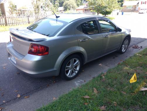 2014 Dodge Avenger SE
