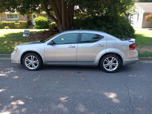 2014 Dodge Avenger SE