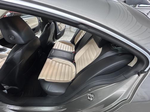 2009 Volkswagen CC VR6 4Motion