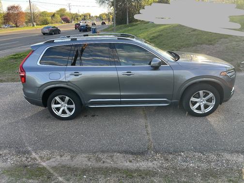 Silver 2016 Volvo XC90 Hybrid T8 Momentum