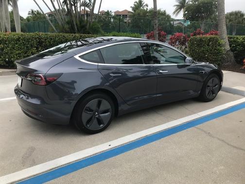 2020 Tesla Model 3 Standard Range Plus