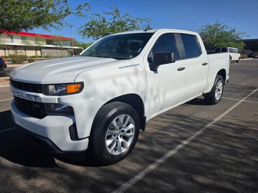 White 2020 Chevrolet Silverado 1500 Custom