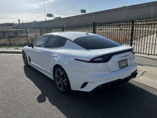 2020 Kia Stinger GT1