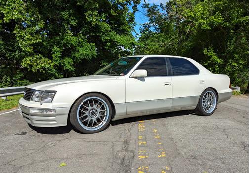 1995 Lexus LS 400 Base