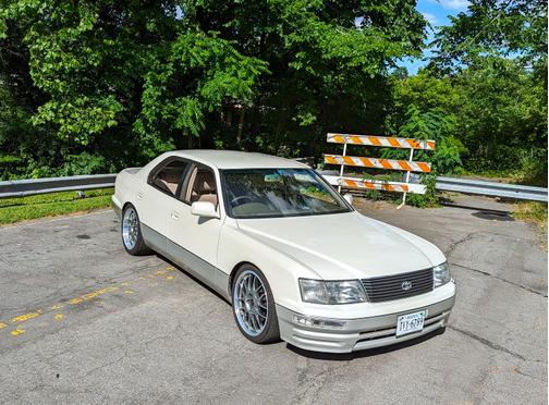 1995 Lexus LS 400 Base