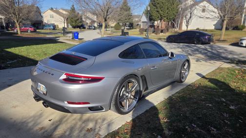 2018 Porsche 911 911 Carrera