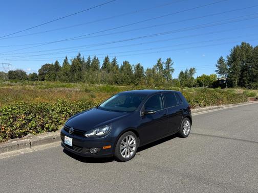 Blue 2013 Volkswagen Golf TDI