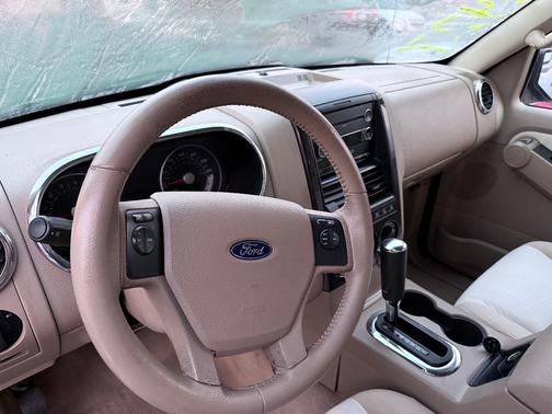 2009 Ford Explorer XLT