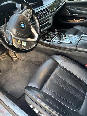2018 BMW 740 i xDrive