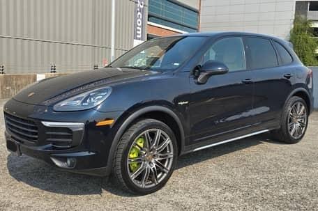 Black 2016 Porsche Cayenne Cayenne S E-Hybrid