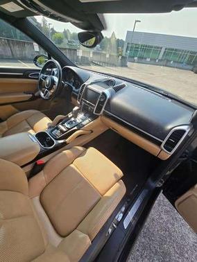 Black 2016 Porsche Cayenne Cayenne S E-Hybrid