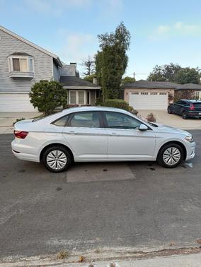 Gray 2019 Volkswagen Jetta 1.4T S