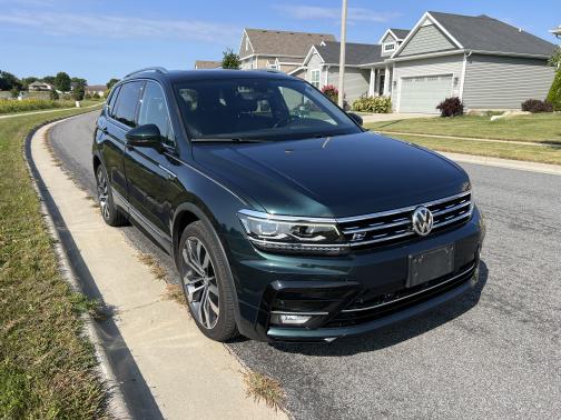 2018 Volkswagen Tiguan 2.0T SEL Premium