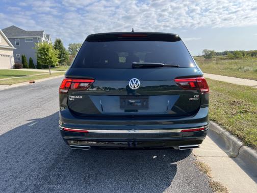 2018 Volkswagen Tiguan 2.0T SEL Premium
