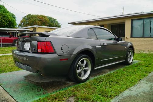 2004 Ford Mustang GT