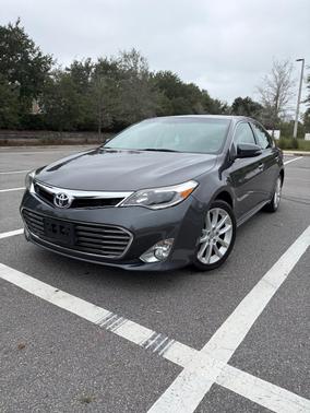 Silver 2014 Toyota Avalon Limited