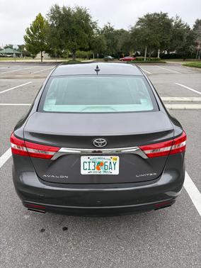 Silver 2014 Toyota Avalon Limited