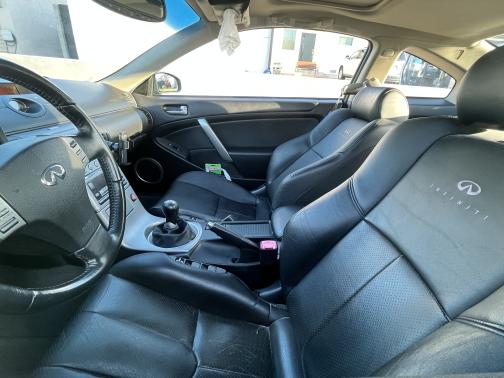 2004 INFINITI G35 Base