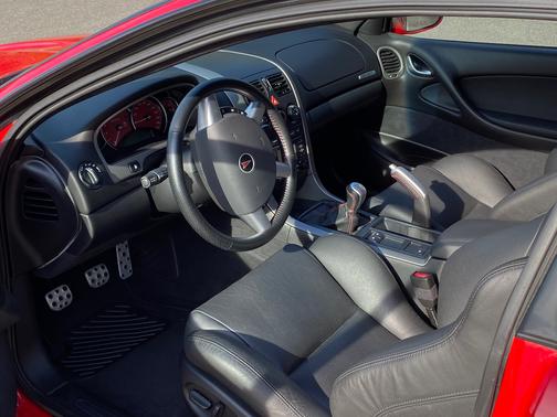 Red 2005 Pontiac GTO Base